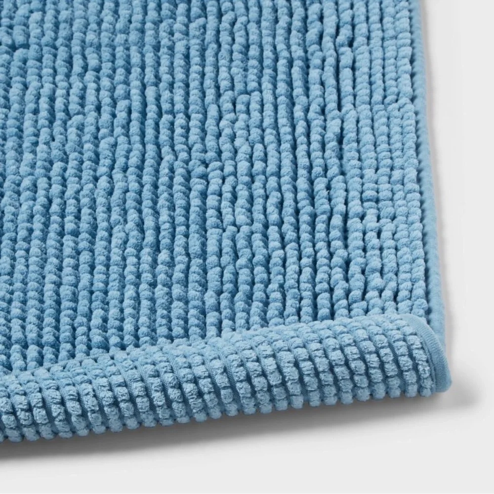 Everyday chenille bath rug quilt blue 20”x 58”